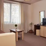 Flamingo 3*
