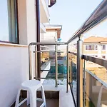 Flamingo 3*