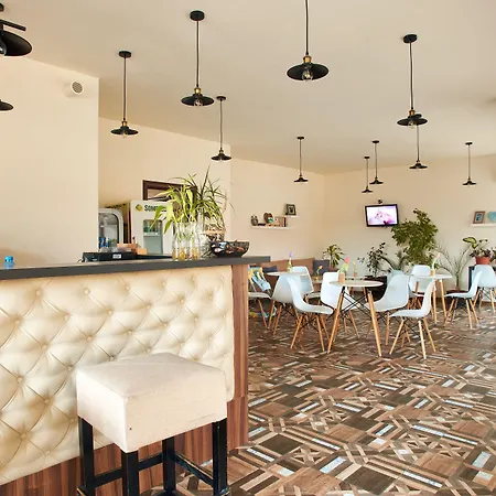 Hotell Flamingo 3*